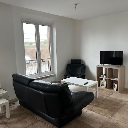Le Relais De Saint Loup 1 A 66 Personnes Apartment Montereau-Fault-Yonne Exterior photo
